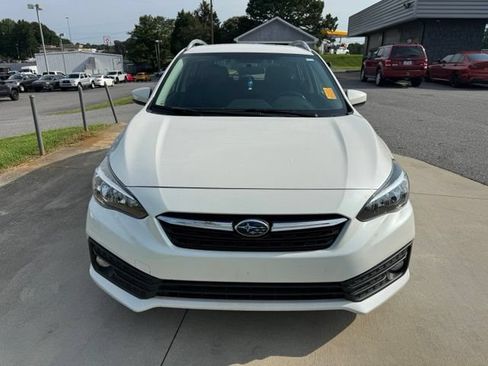 Used 2022 Subaru Impreza 2.0i Premium AWD/4WD image 3