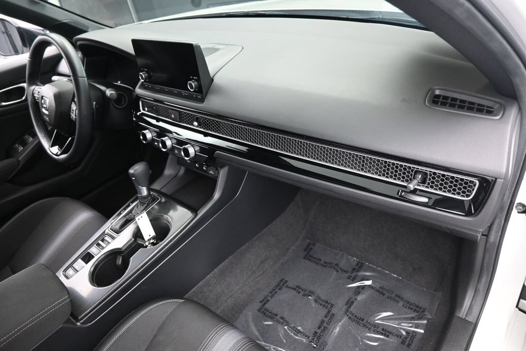 Used 2025 Honda Civic Sport image 43