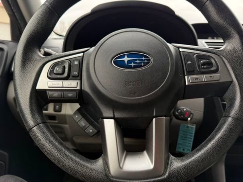 Used 2018 Subaru Forester 2.5i Premium image 11