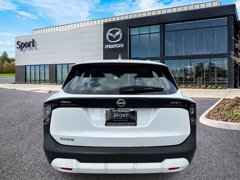 Used 2025 Nissan Kicks S FWD image 4