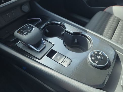 New 2026 Nissan Rogue SV AWD/4WD image 18