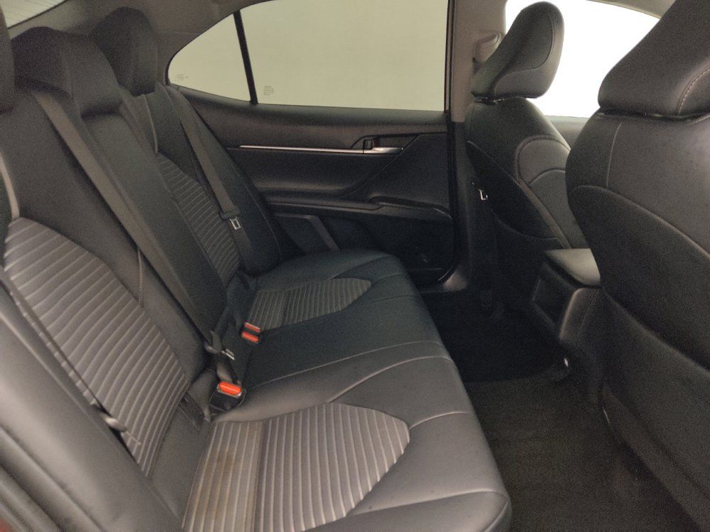 Used 2023 Toyota Camry SE FWD image 19