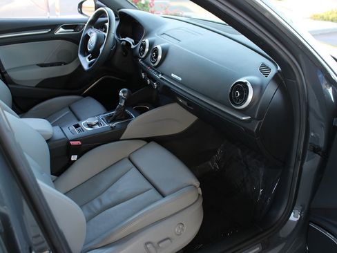 Used 2017 Audi A3 e-tron Premium Plus w/ Technology Package image 35