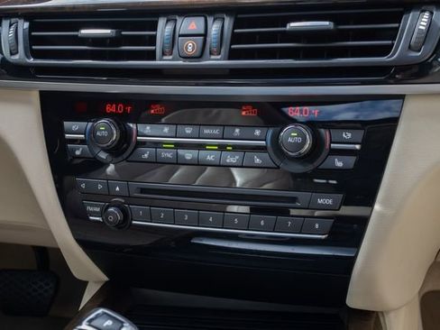 Used 2015 BMW X5 xDrive35i image 35