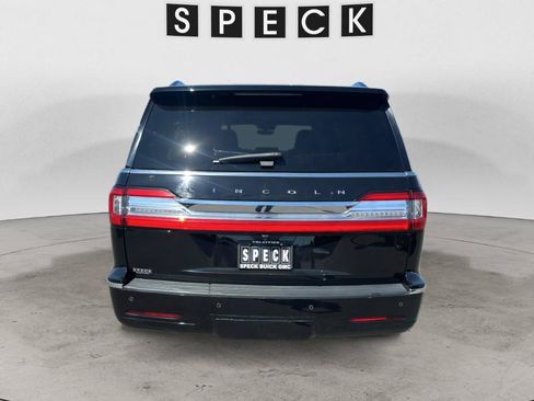 Used 2018 Lincoln Navigator L Reserve w/ Technology Package AWD/4WD image 4