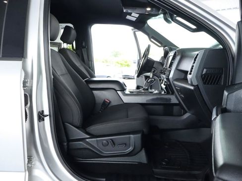 Used 2019 Ford F150 XLT w/ Equipment Group 302A Luxury AWD/4WD image 38