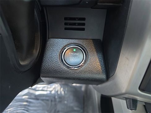 Used 2017 Ford F350 Platinum w/ Platinum Ultimate Package image 29