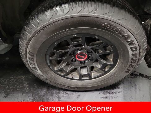 Used 2022 Toyota 4Runner TRD Off-Road Premium image 10