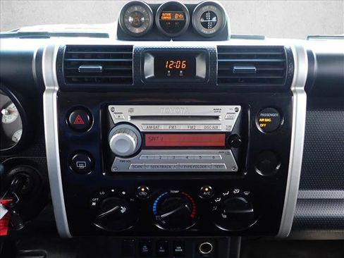 Used 2008 Toyota FJ Cruiser 4WD image 14