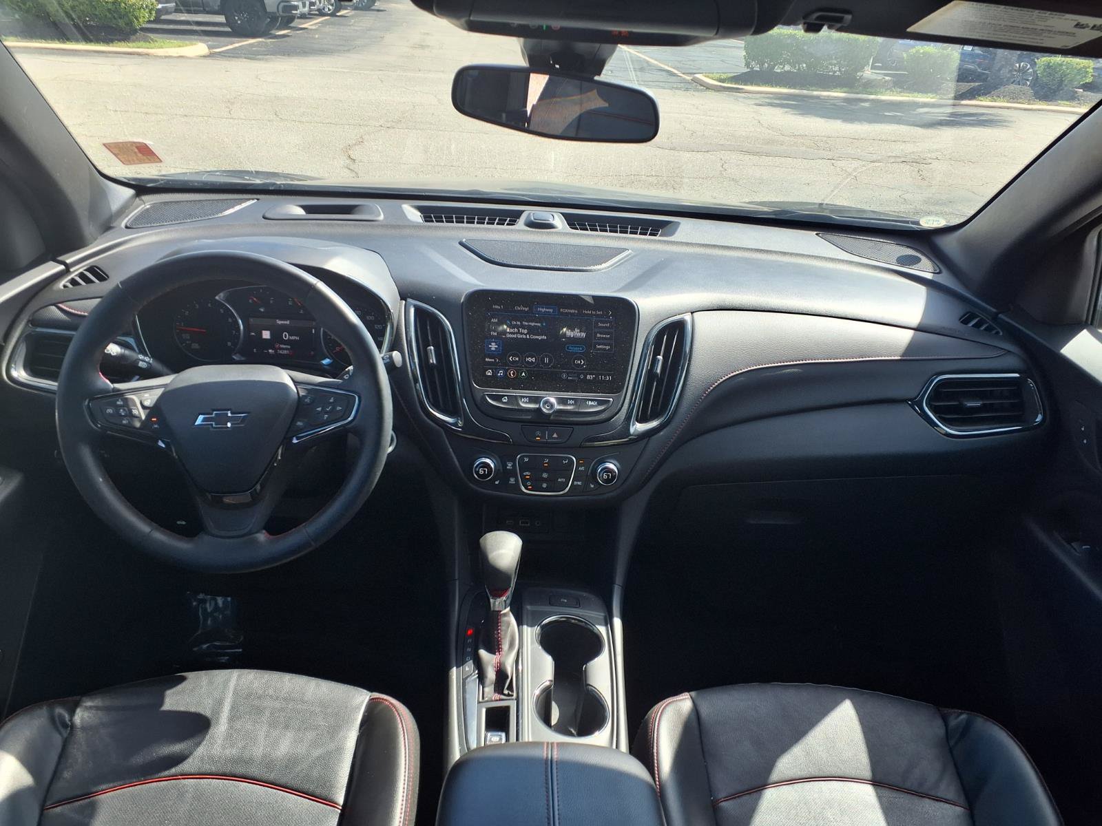 Used 2022 Chevrolet Equinox RS w/ RS Leather Package FWD image 3