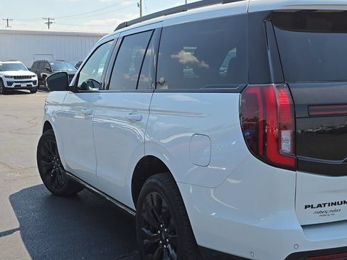 Used 2025 Ford Expedition Platinum w/ Stealth Appearance Package AWD/4WD image 64