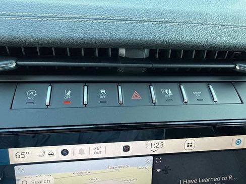 New 2026 Jeep Grand Cherokee Limited w/ Limited Altitude Package RWD image 27