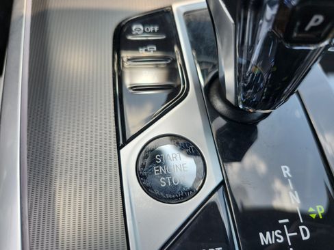 Used 2023 BMW X5 sDrive40i w/ M Sport Package RWD image 27