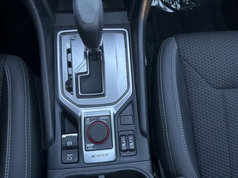 Used 2022 Subaru Forester Premium image 45