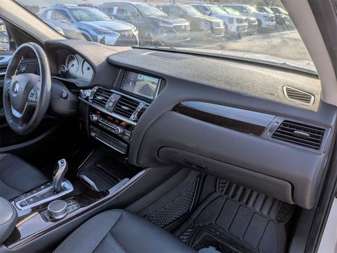 Used 2017 BMW X3 xDrive28i image 40
