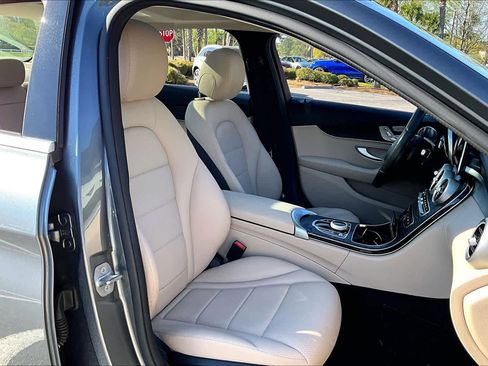 Certified 2017 Mercedes-Benz C 300 4MATIC Sedan image 9