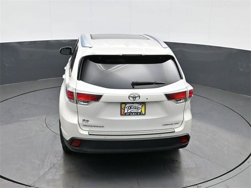 Used 2016 Toyota Highlander Limited Platinum image 19