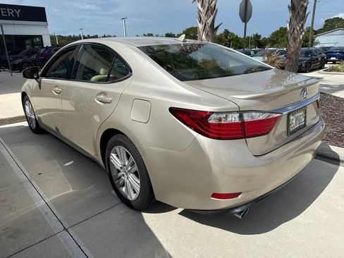 Used 2014 Lexus ES 350 w/ Premium Package FWD image 5