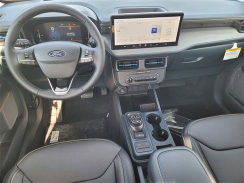 New 2025 Ford Maverick Lobo image 7