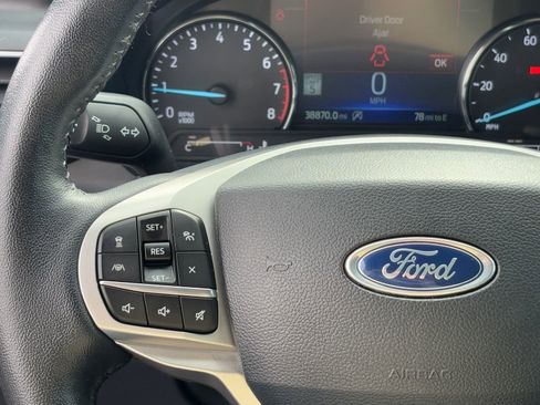 Used 2024 Ford Explorer XLT w/ Equipment Group 202A image 21