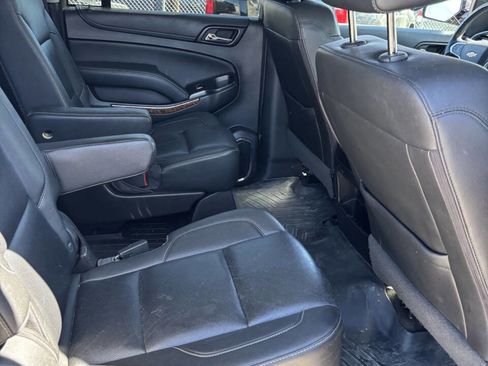 Used 2018 Chevrolet Suburban Premier image 17