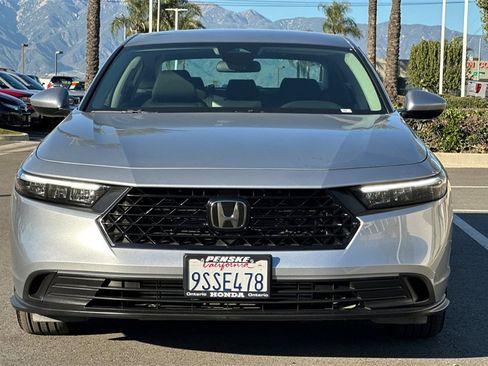 Certified 2025 Honda Accord LX image 9