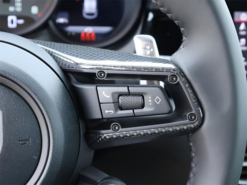 New 2026 Porsche Macan image 29