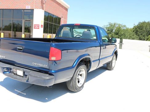 Used 2003 Chevrolet S10 Pickup LS RWD image 69