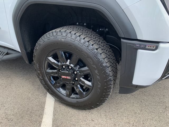 New 2026 GMC Sierra 2500 AT4 w/ AT4 Preferred Package AWD/4WD image 5