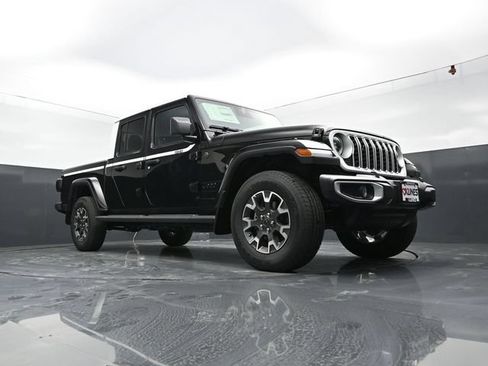 New 2026 Jeep Gladiator Sport AWD/4WD image 45