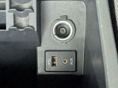 Used 2015 Nissan Frontier SV w/ SV Value Truck Package image 25