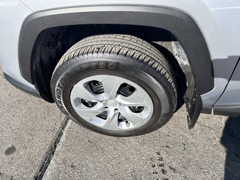 Used 2023 Toyota RAV4 LE image 12