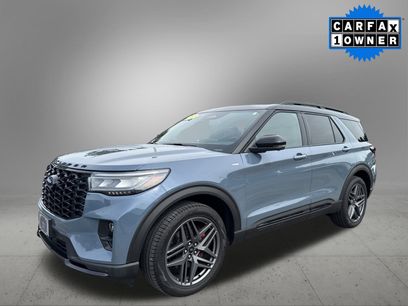 Used 2025 Ford Explorer ST-Line w/ Premium Package