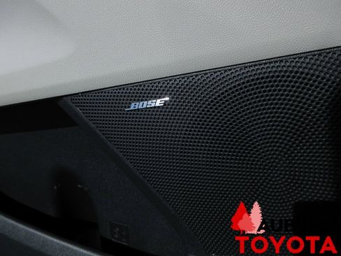 Used 2025 Kia Sorento SX Prestige image 15