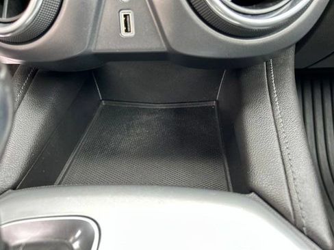 Used 2020 Chevrolet Blazer LT FWD image 30
