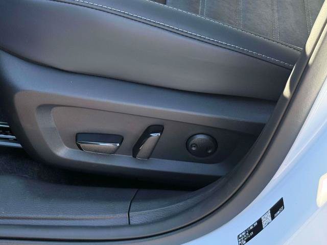 New 2026 Mitsubishi Outlander LE AWD/4WD image 16