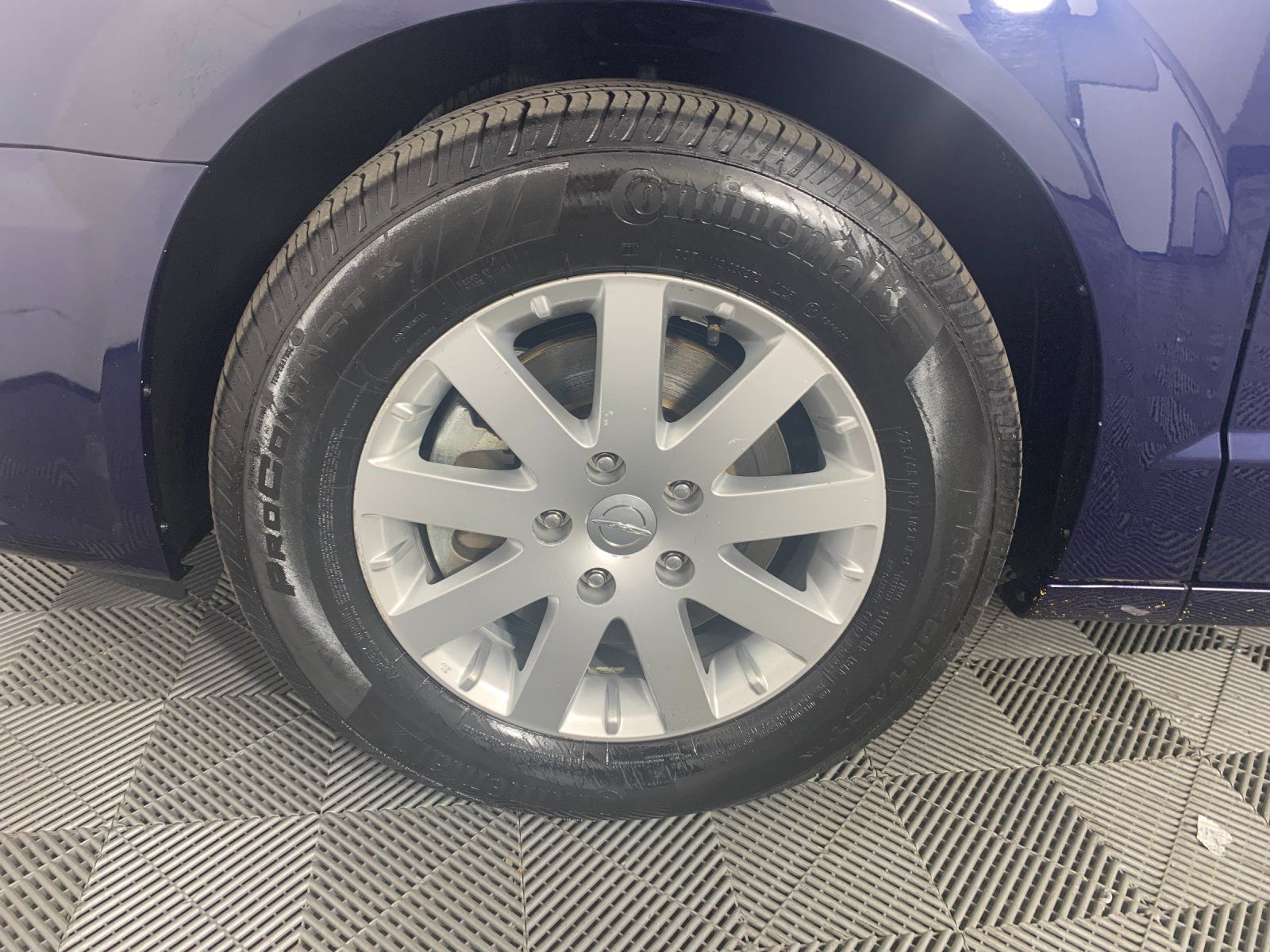 Used 2015 Chrysler Town & Country Touring w/ Trailer Tow Group FWD image 11