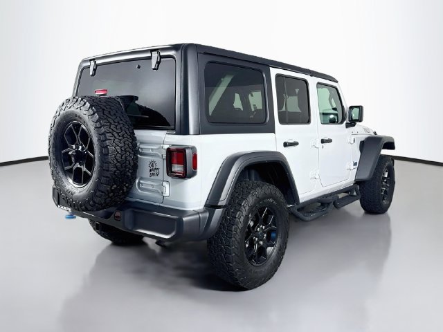 Used 2024 Jeep Wrangler Unlimited AWD/4WD image 7