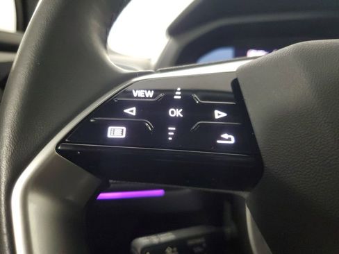 Used 2023 Audi Q4 e-tron Prestige w/ Black Optic Package image 27