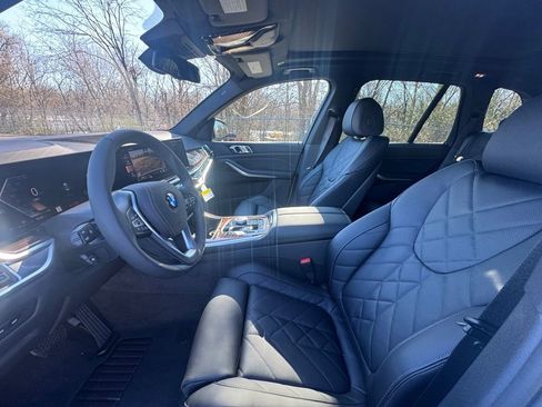New 2026 BMW X5 sDrive40i image 12