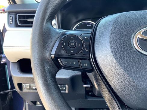 Certified 2021 Toyota RAV4 XLE w/ Convenience Package AWD/4WD image 23