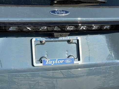 Used 2026 Ford Explorer Active w/ Active Comfort Package image 11