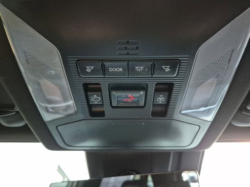 Used 2020 Toyota RAV4 XSE image 31