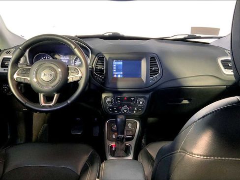 Used 2019 Jeep Compass Latitude w/ Cold Weather Group image 14