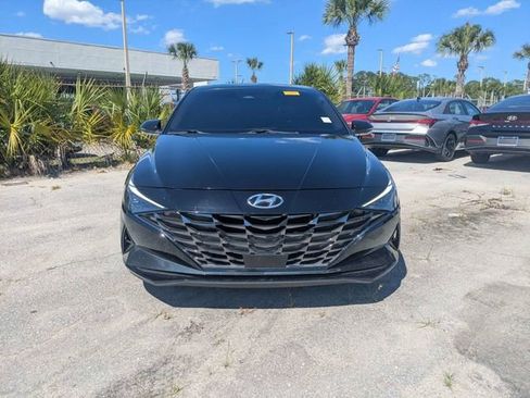 Used 2022 Hyundai Elantra Limited FWD image 8