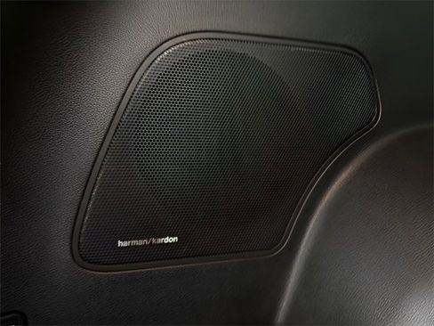 Used 2023 Hyundai Santa Fe SEL Premium w/ Cargo Package image 38