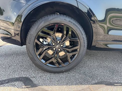 New 2026 Land Rover Discovery Sport Landmark AWD/4WD image 25