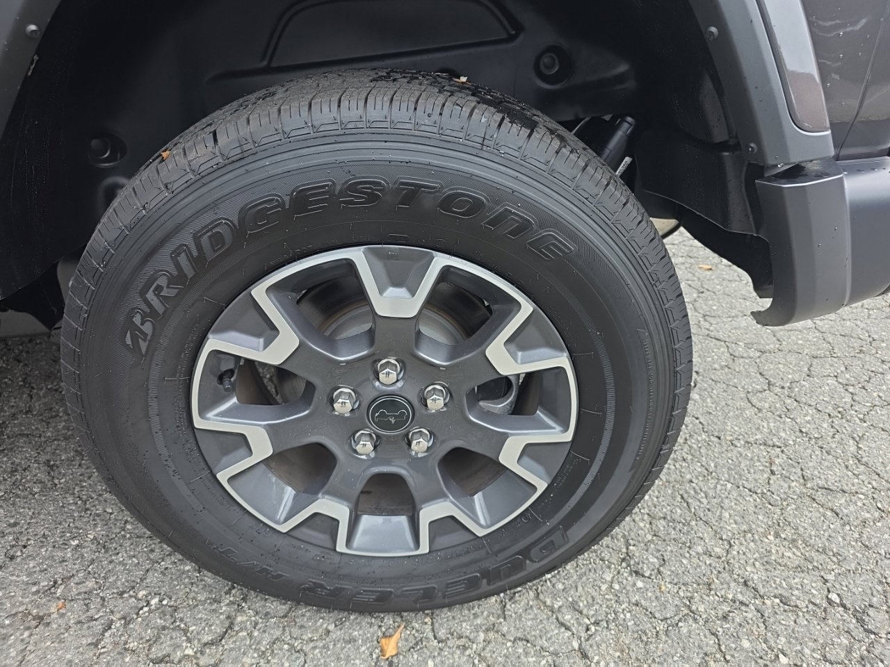 New 2026 Jeep Wrangler Unlimited Sahara AWD/4WD image 30