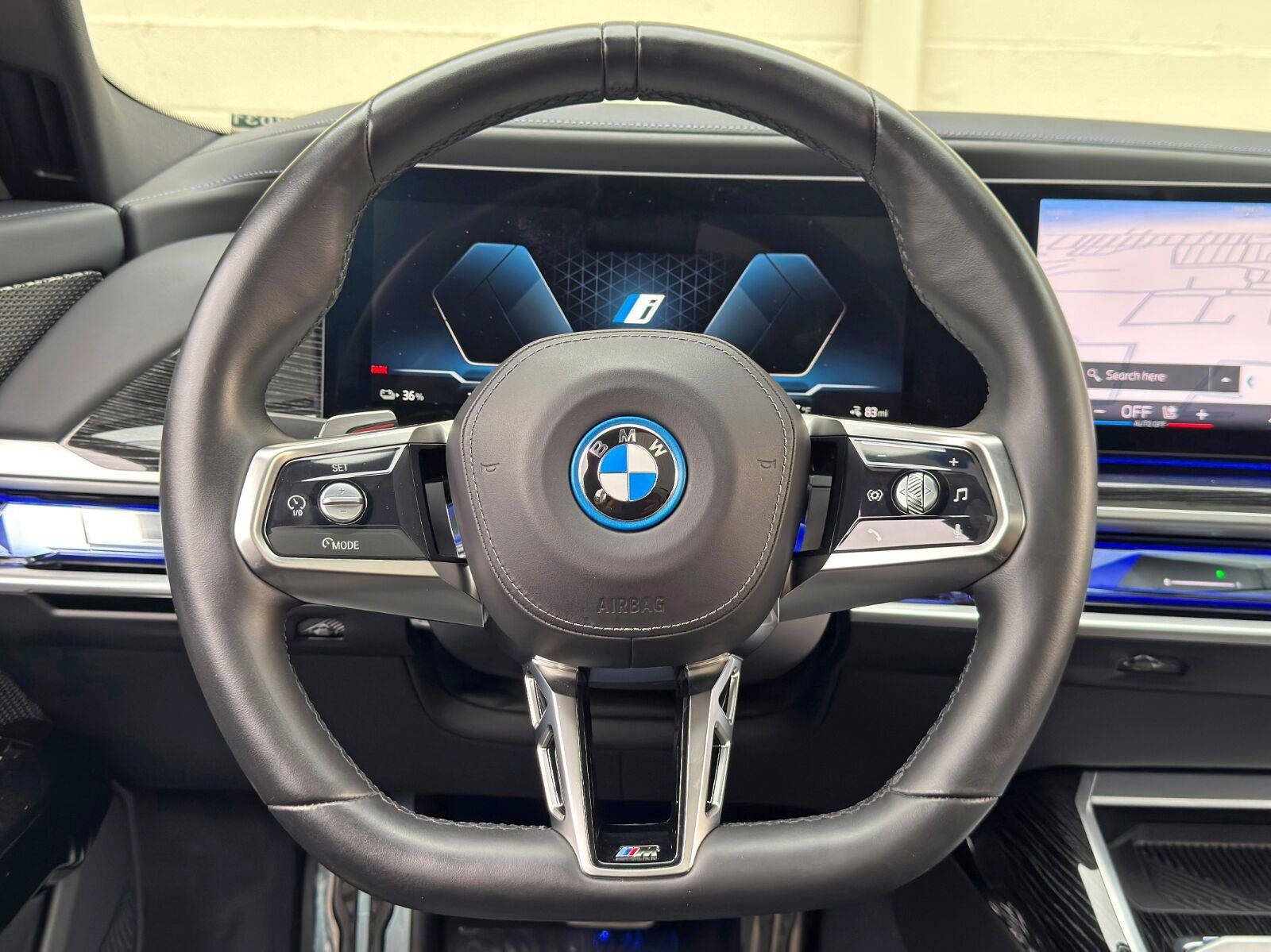 Used 2024 BMW i7 xDrive60 AWD/4WD image 23