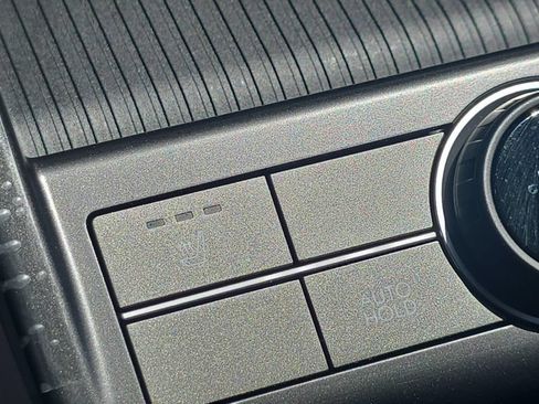 Used 2024 Hyundai Kona SEL FWD image 31